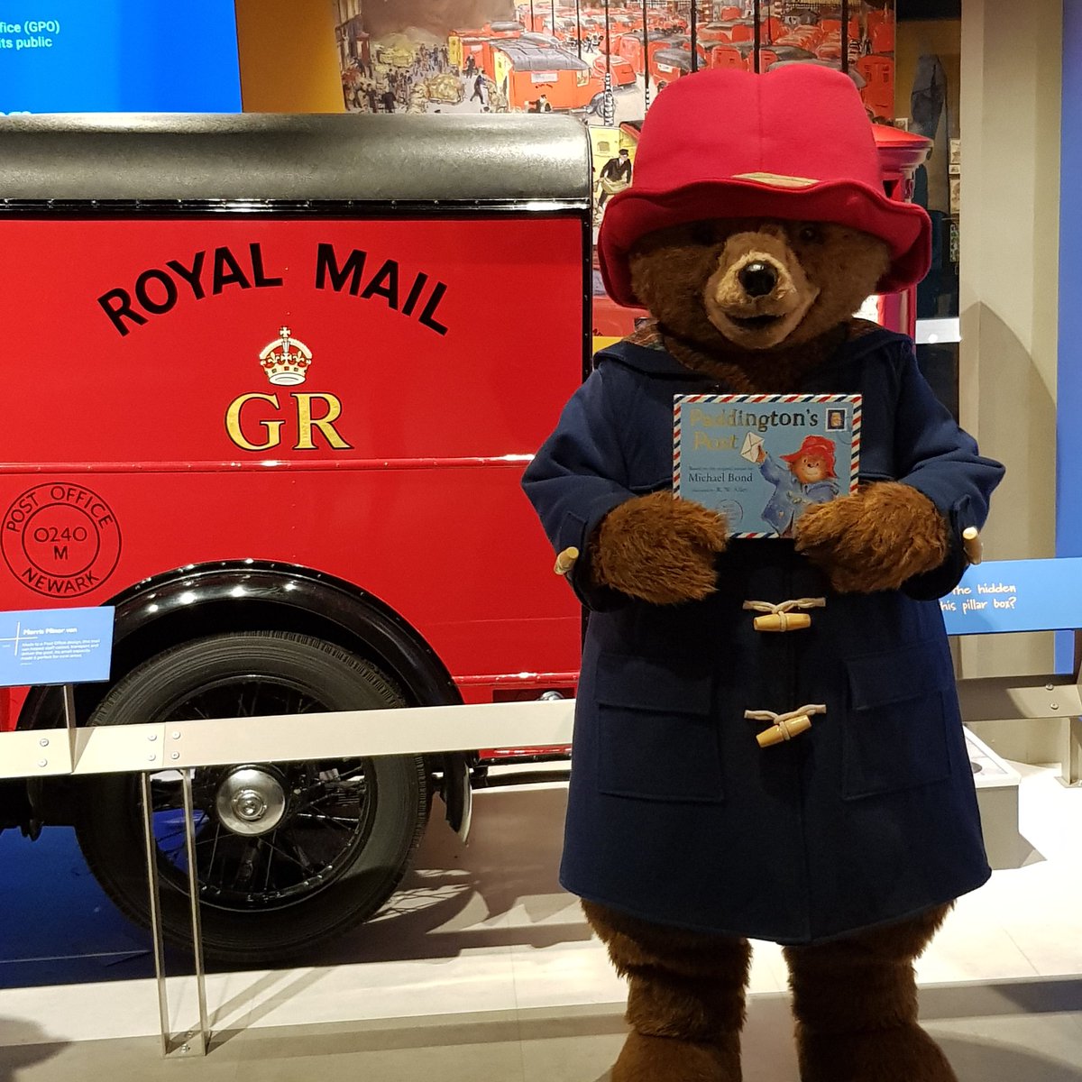 HarperCollinsCh's tweet photo. Paddington Bear is visiting @thepostalmuseum today to celebrate the publication of Paddington's Post! Come and visit this afternoon for story time. @paddingtonbear #PaddingtonsPost https://t.co/6aaWuGoaAY