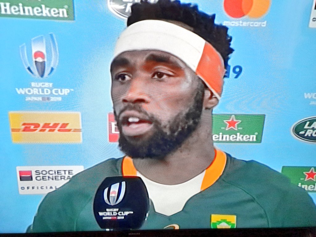 ChangeAgentSA's tweet photo. #StrongerTogether you my man are a leader, you carry our hopes&amp; dreams in this moment.
Our Springboks played for us as a nation. Thank you for using the platfotm to empower &amp; inspire 🇿🇦

"We can achieve anything if we stand as one" Siya Xolisa
#Springboks #RWCFinal #RugbyWorldCup https://t.co/BcIrqvF0fq