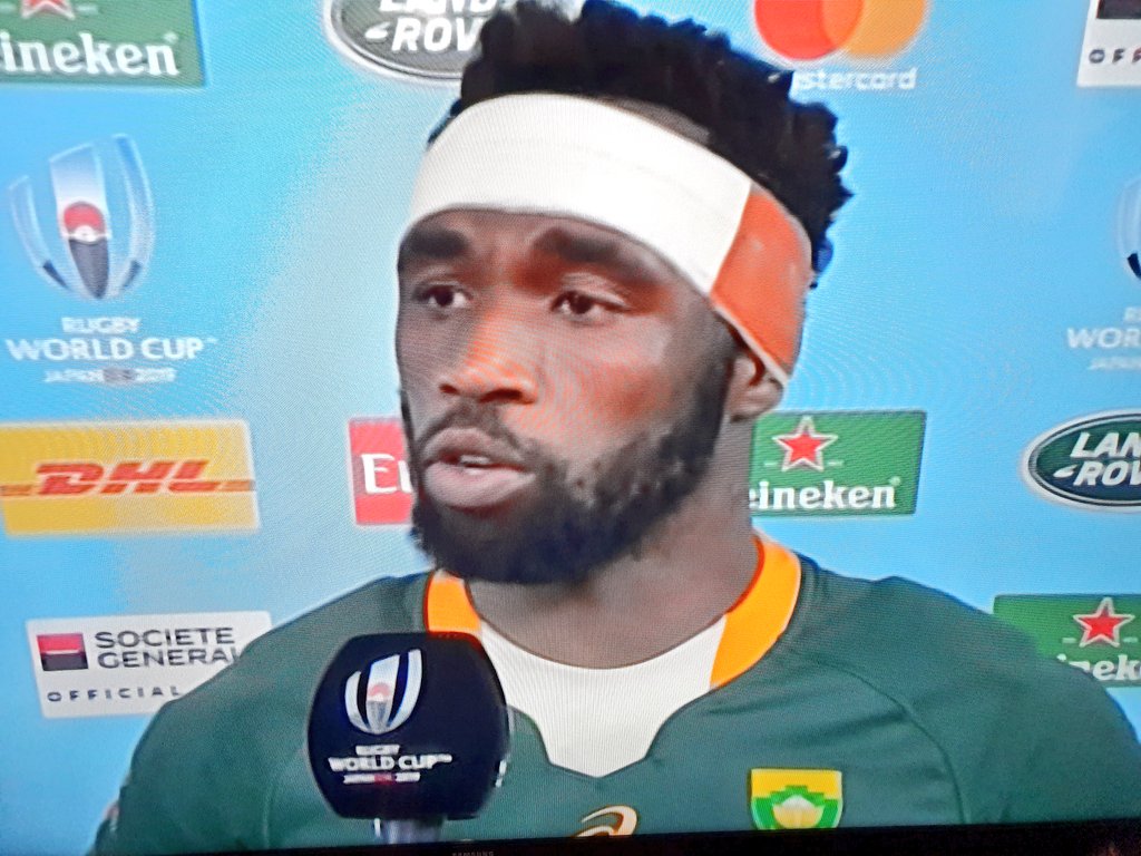 ChangeAgentSA's tweet photo. #StrongerTogether you my man are a leader, you carry our hopes&amp; dreams in this moment.
Our Springboks played for us as a nation. Thank you for using the platfotm to empower &amp; inspire 🇿🇦

"We can achieve anything if we stand as one" Siya Xolisa
#Springboks #RWCFinal #RugbyWorldCup https://t.co/BcIrqvF0fq