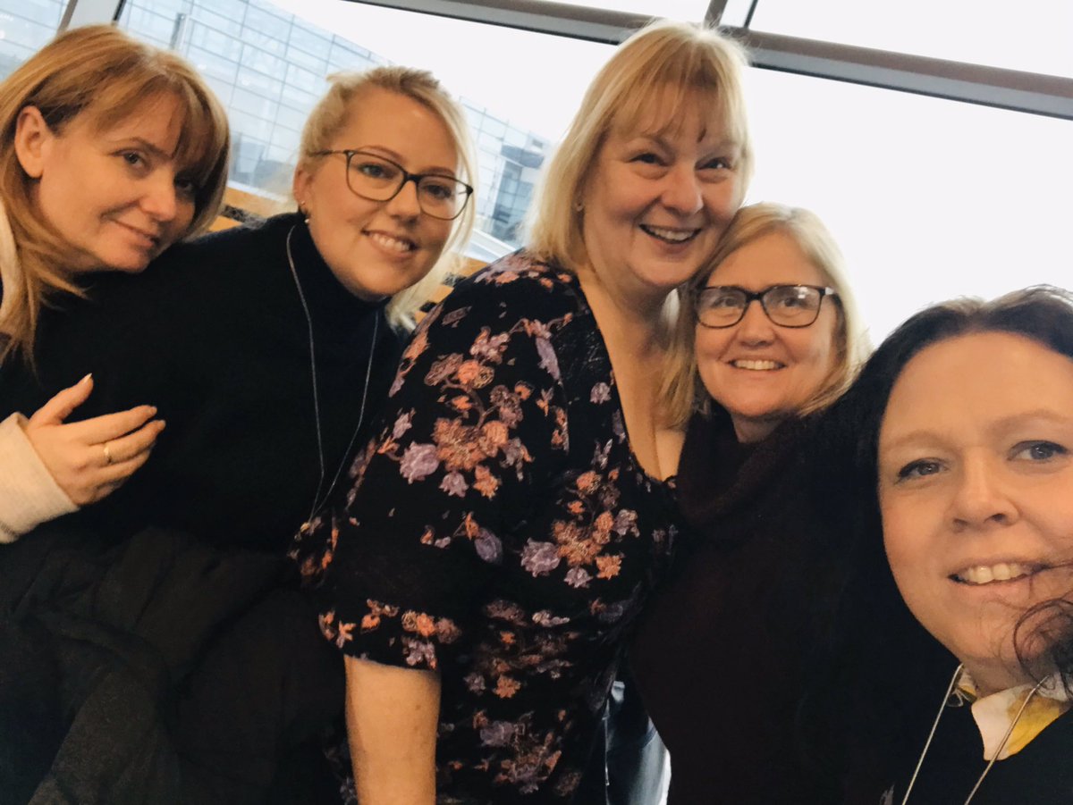 ButtonLane_'s tweet photo. We are homeward bound! Well via Helsinki! #globallinking #ErasmusPlus https://t.co/bS3lMPESkH