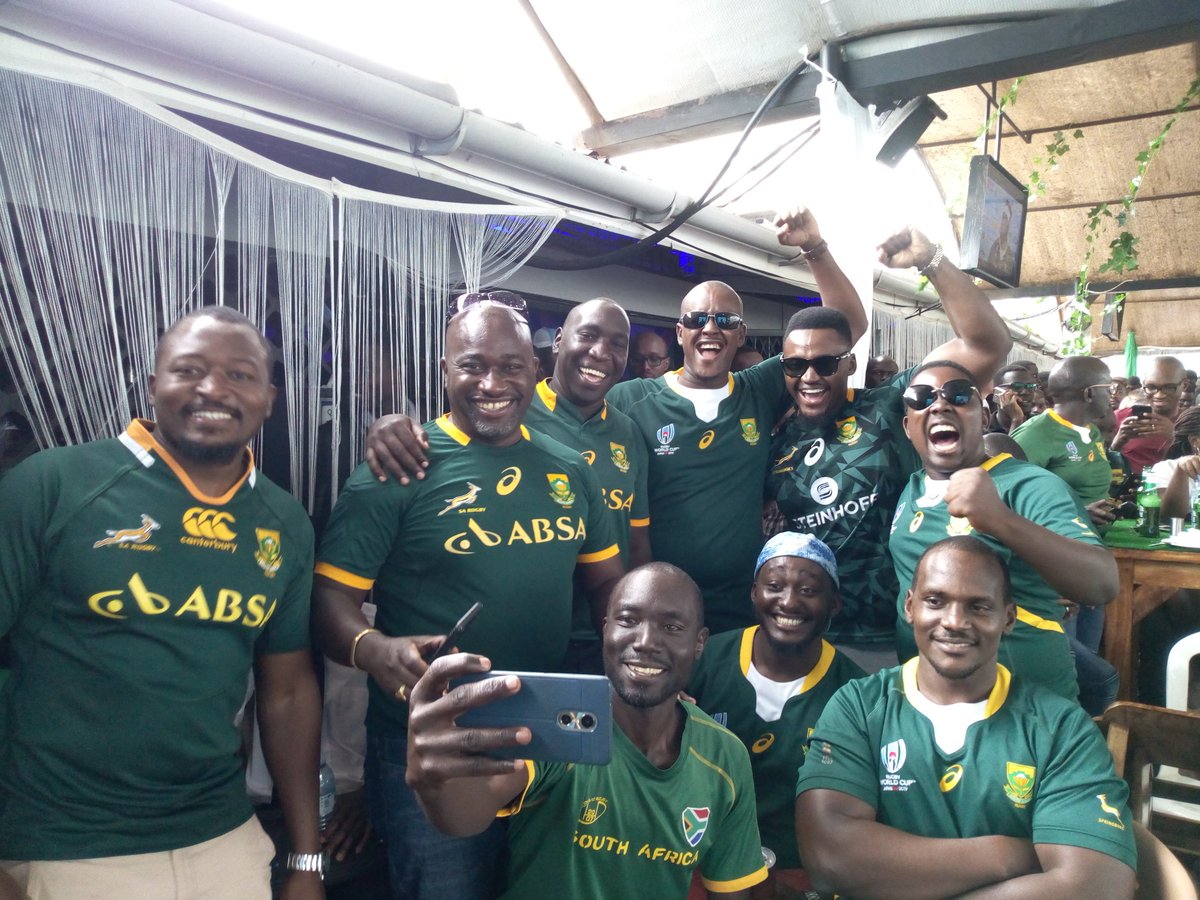 UgandaRugby's tweet photo. When #Africa wins, we all win. Congratulations @Springboks. Back here in #Uganda, we are so proud of you. 💪💪 #AfricaUnited
#StrongerTogether #StrongerAsOne #SouthAfrica #Springboks #kolisi #RWC2019 #RWCFinal2019 

📸: @BwahaDenise https://t.co/XTIBH8z76D
