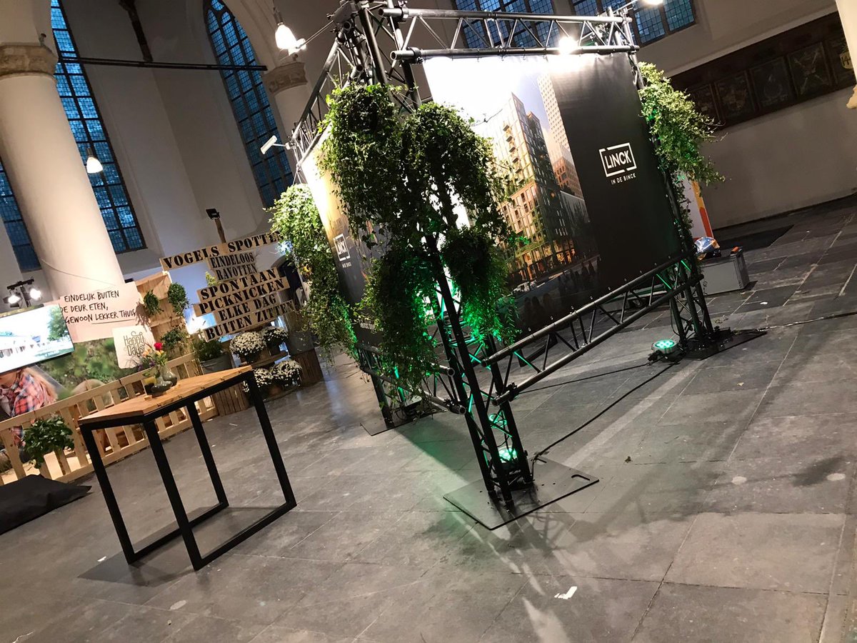 raadendaadevent's tweet photo. Vandaag mochten we vier stands @happydays @linck @wilgenrijk @rijswijkbuiten verzorgen op de woonbeurs in Den Haag. Creatieve stands met ieder hun eigen wensen passend bij hun project. #RaadenDaadevenementen https://t.co/RyjilNPa1a