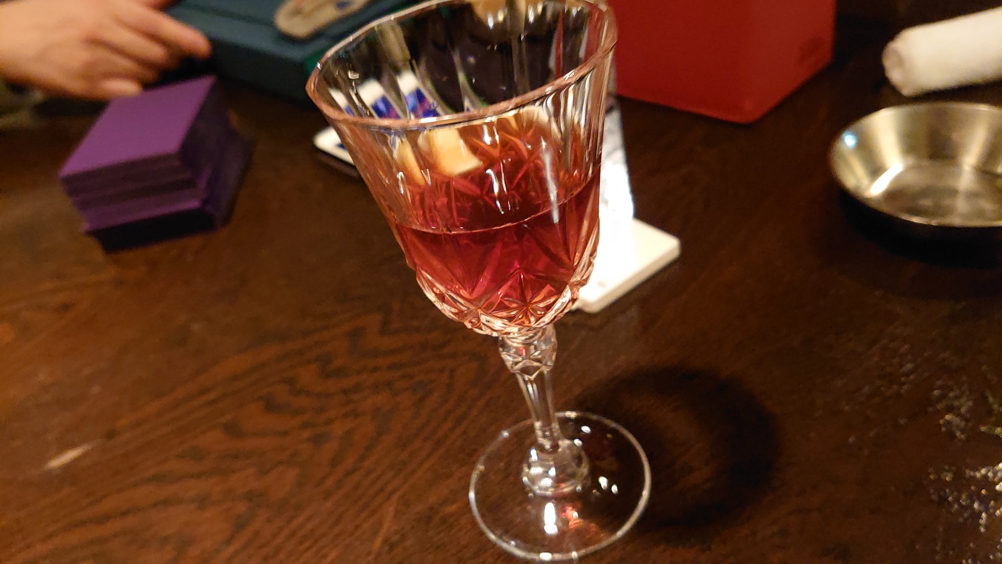 ずべりちゃん 新舞子のエバンスにて投稿者とかの飲み会 Settnk らむべーすのカクテル リトルプリンセス です T Co 7nqbqpvfql Twitter