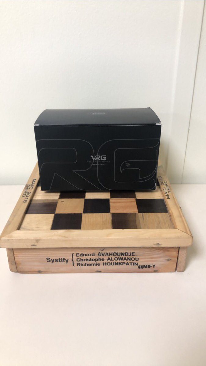mifyai's tweet photo. Pour rappel les gagnants du MAIC 2018 sont les équipes #WTH, #SLH et #Systify. Ils ont respectivement reçu des casques de réalité virtuelle, un exemplaire du jeu #Yote de l’année dernière pour continuer de s’entraîner et des places de cinéma offertes par @EpitechBenin. https://t.co/bUOe5x6gEy