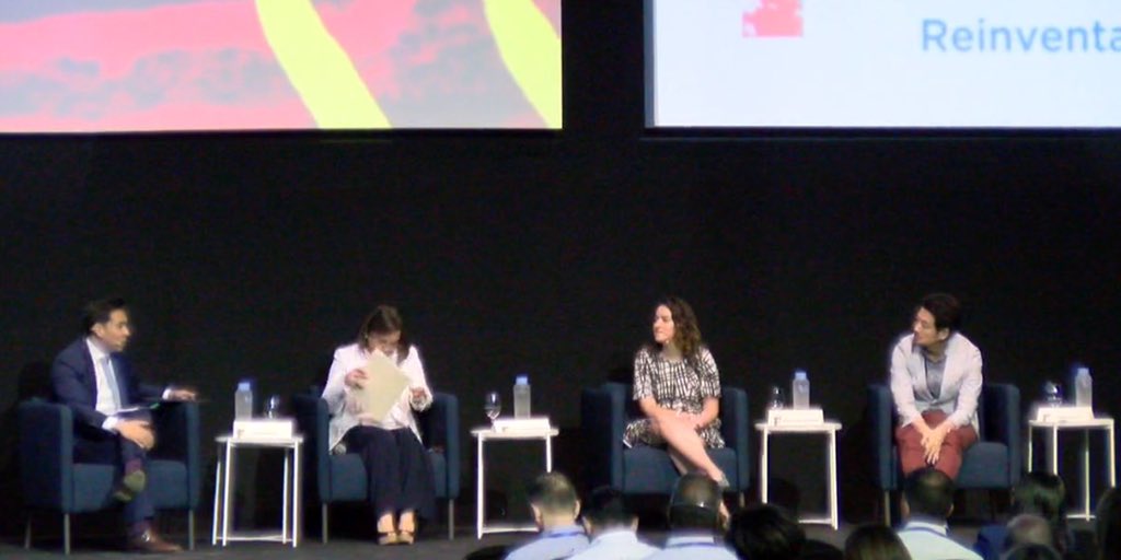 eric_parrado's tweet photo. Que gran oportunidad poder discutir sobre la interacción entre #regulación e #innovación para seguir empujando la #InclusiónFinanciera en #Foromic2019. Nuestro excelente panel pudo conciliar estos dos mundos: Herrera @BancoCentralRD Ballesteros @TheEIU y Namiki @crowdcredit_jp https://t.co/Lb54VZrXhr