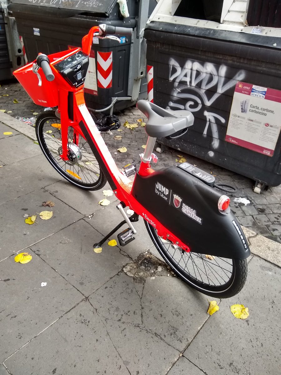 FMossotto's tweet photo. New electric mobility in Rome, with e-bike sharing service from @Uber_Italia
#UberJump @Uber https://t.co/R7T7WgZQVu