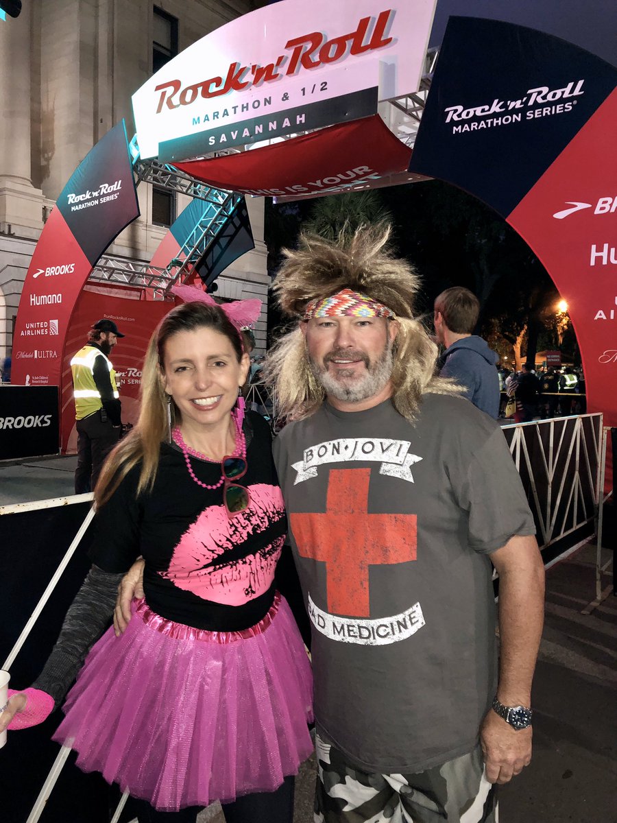 scottiepta's tweet photo. Jon Bon Jovi joining me today!!! In the t-shirt of the concert he took me to in 1989. Love it!!! ❤️🎼🎸 2019 Rock 'n' Roll Savannah Marathon & 1/2 Marathon #BestEraEver @RunRocknRoll https://t.co/uXnPFyjNSj