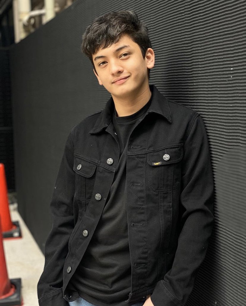seth_fedelin's tweet photo. I love you to the moon and black. https://t.co/JxHWRWgCZo