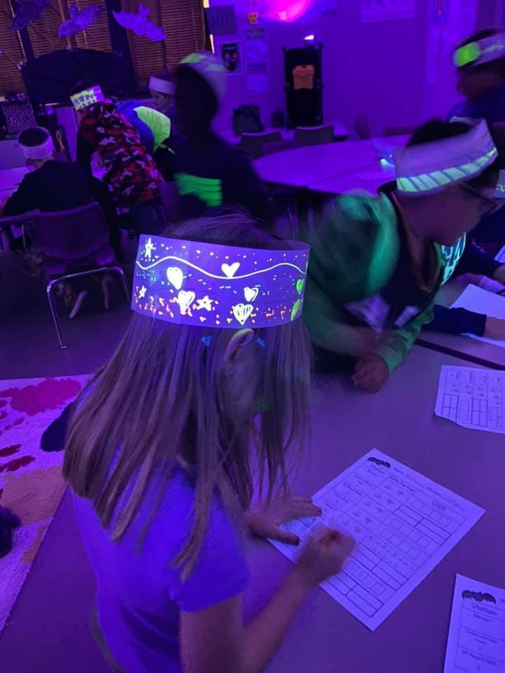 BuiceElementary's tweet photo. The BEST way to learn plural nouns, adjectives, and common/proper nouns? A bat cave escape room! Student mastery was through the roof! https://t.co/1gzSgmL1aB