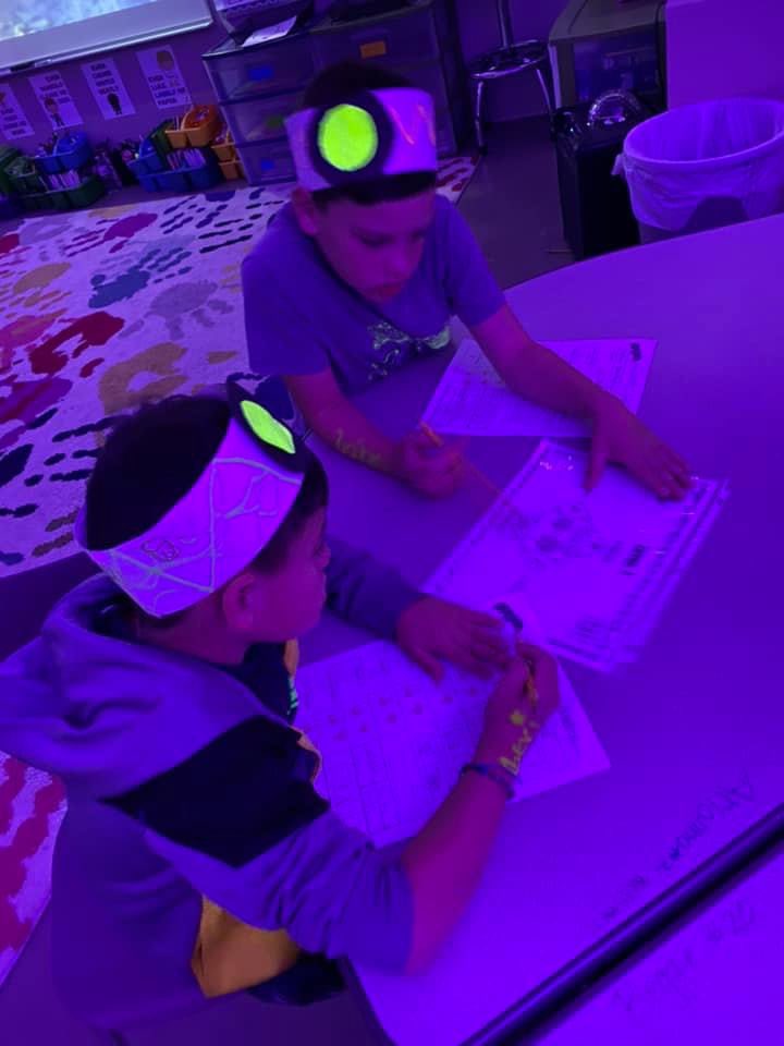 BuiceElementary's tweet photo. The BEST way to learn plural nouns, adjectives, and common/proper nouns? A bat cave escape room! Student mastery was through the roof! https://t.co/1gzSgmL1aB