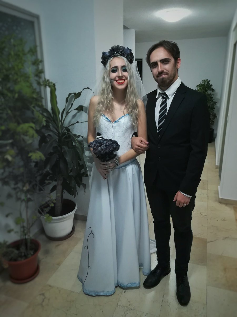 Refinamiento El cuarto Aptitud ♡ Amëthyst ♡ 。˚ on Twitter: "Un poco tarde pero aquí nos tenéis de la novia cadáver, Emily y de Víctor, nuestros disfraces de Halloween, espero que os gusten mucho 🎃💍 Refinamiento El cuarto Aptitud ♡ Amëthyst ♡ 。˚ on Twitter: "Un poco tarde pero aquí nos tenéis de la novia cadáver, Emily y de Víctor, nuestros disfraces de Halloween, espero que os gusten mucho 🎃💍