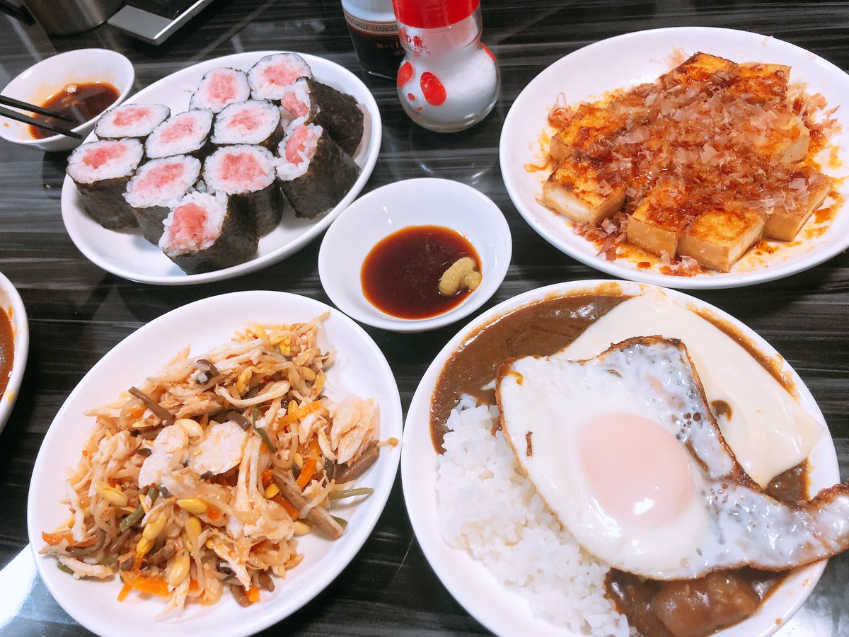 ネギトロ チーズ目玉焼きカレーか。味が渋滞しちゃうな https://t.co/hGoVUlzMKU