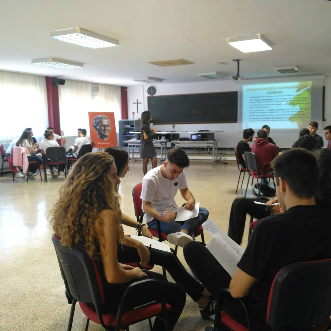 EADonBoscoVLC's tweet photo. Continuamos con el momento formativo de este PostGodelleta, conociendo diferentes aspectos de la educación para la salud y la inclusión social. #MAT83 @salesianossmx @fededonbosco @federaciondonbosco https://t.co/HXYFbczCkp