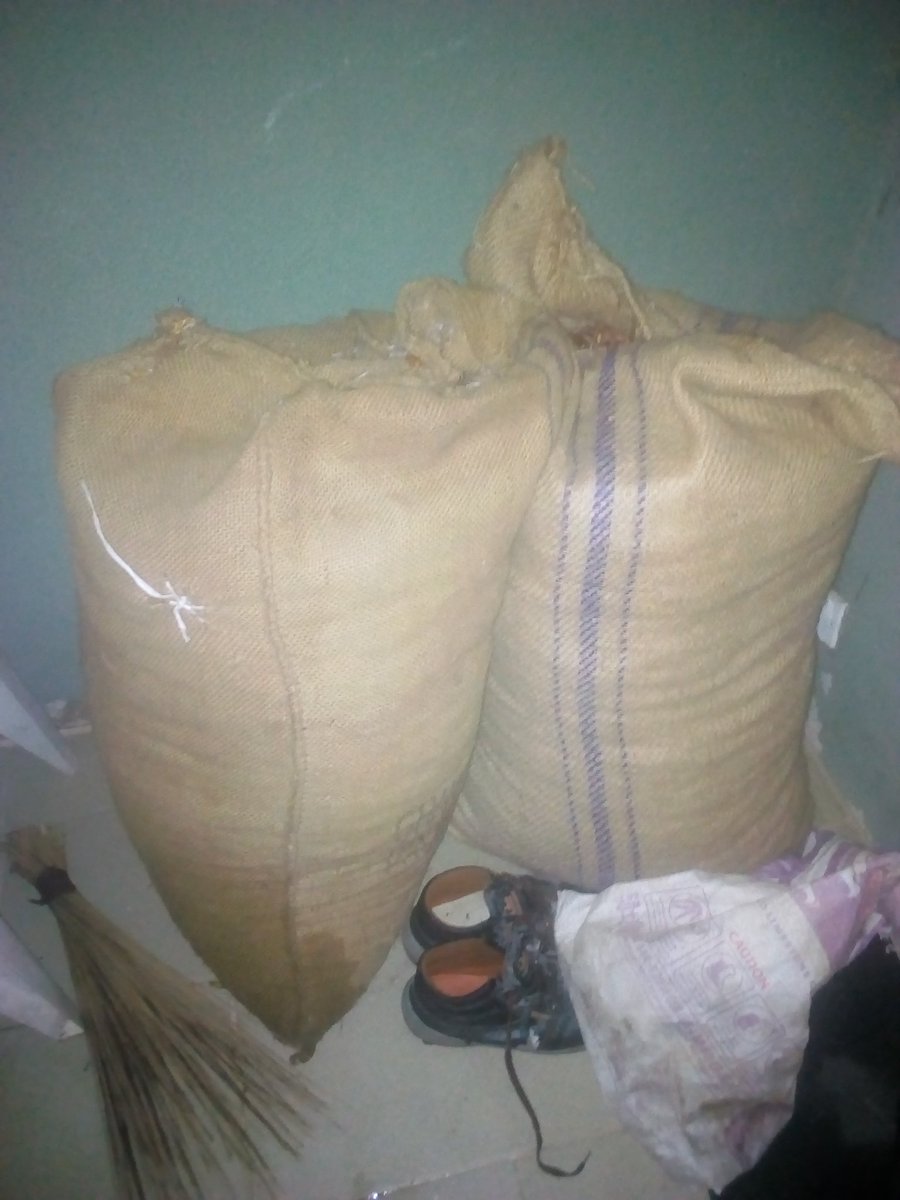 JOlayoku's tweet photo. @mkulimayoung @tzDiscovery @noor_abdul @EdwinSigey_ @IrriHub @Golichas @ezrashedracks @Ushaurikilimo @rodgers_kirwa @africaupdates @diangaronald No sentiment, are we talking bout chocolate or cocoa value chain? We CAN NOT produce world class chocolate in Africa due to many factors to include hot climate, no texture, access to electricity through out the VC, culture we not sweet tooth, health we know better, Tech #CocoaVC https://t.co/uk7KijtBqr