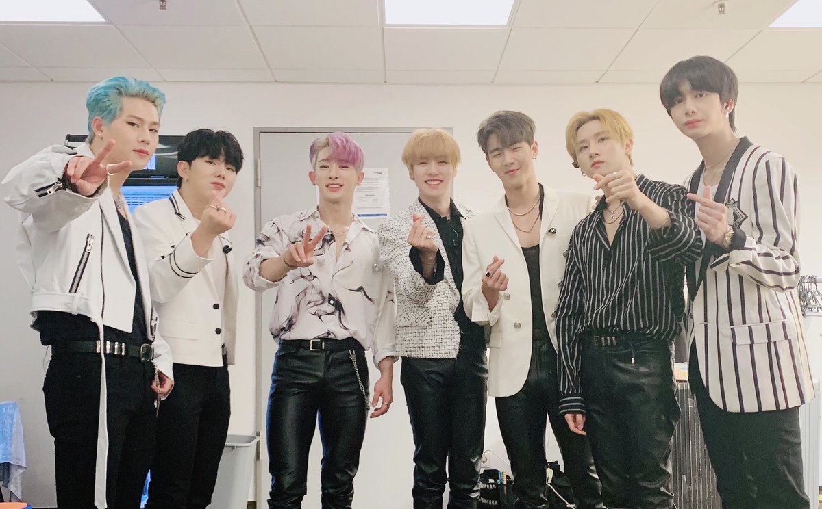 giste_park's tweet photo. #FightForWonho #fightforMX Monsta X is 7 NOT 6.Monbebe let's fight to keep our wonho in mx. Fighting <3❤❤❤@officialmonstax https://t.co/gEo4p8lrUD