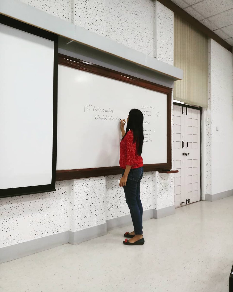 SanjanaOm197's tweet photo. I gave #Kindness Cards in #IIMB #oratorsclub today.

To celebrate #WorldKindnessDay, BL is introducing 'Kindness Cards'. You can show gratitude to the person who has been kind to you by adding a personalized message for him/her. 

@iimb_official

@bl_peace https://t.co/CjOSlywqrv