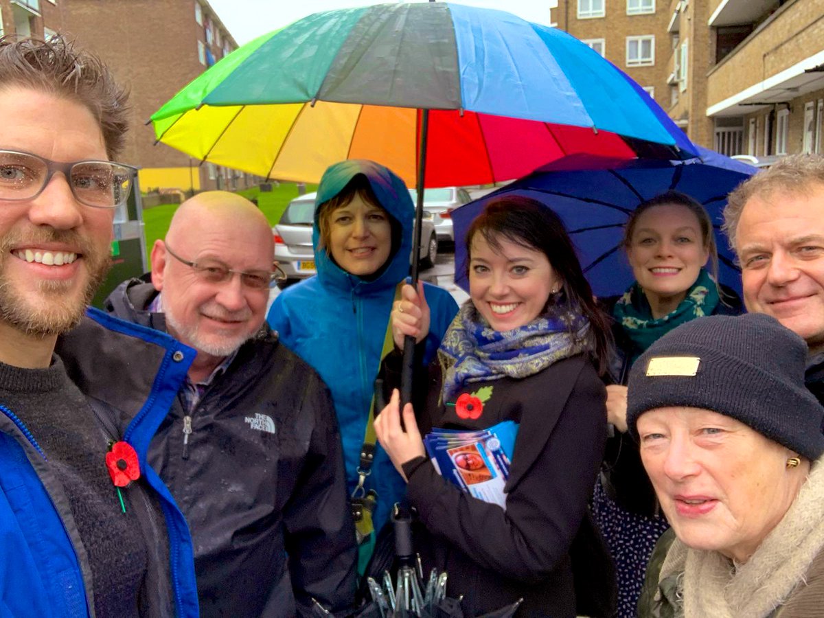 Come (wind) rain or shine <a href="/VauxhallTories/">Vauxhall Tories</a> are out in Brixton! Sad about the rugby result (good effort boys!) but happy to be out leafletting #ToryCanvass <a href="/Conservatives/">Conservatives</a>