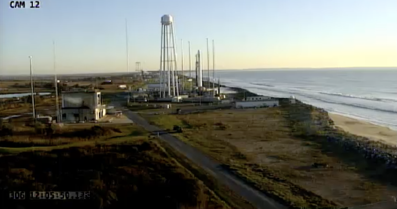 SpaceflightNow's tweet photo. The launch weather officer reports ideal conditions on a chilly morning on Virginia’s Eastern Shore for liftoff of Northrop Grumman’s Antares rocket at 9:59am EDT (1359 GMT). There is a 100 percent chance of acceptable weather at launch time.

WATCH LIVE: https://t.co/0iXXRoVWGE https://t.co/5JHw2kuMOl