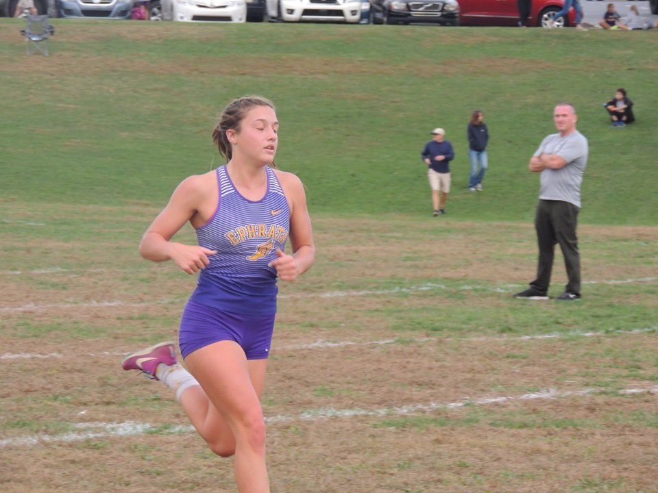 ephrata_xc's tweet photo. Mary Campbell will be competing in her last xc race for Ephrata today. Mary has an amazing career for Ephrata Xc.
School record holder, only 4x state competitor, many race wins and metals, and duel sported at mid-center with the league champion soccer team her senior year. https://t.co/qX7VdMzrag