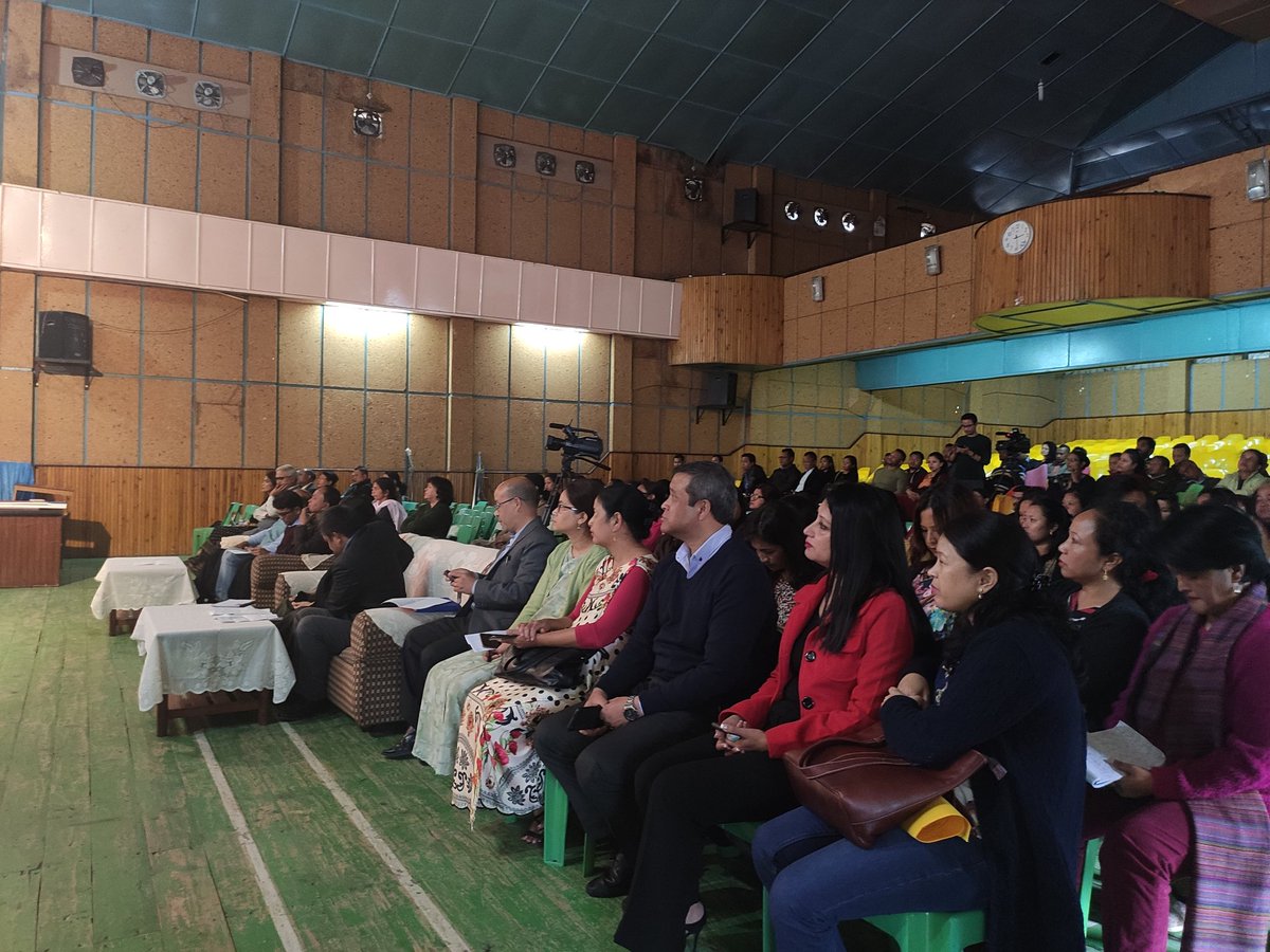 #Glimpses of #Valedictory session of #NISHTHA #Integrated Teacher Teacher Training for Meghalaya State organised at St. Anthony College, Shillong from 29 October to 2 November, 2019. 
#Explore #NISHTHA website for further reference itpd.ncert.gov.in// 
<a href="/HRDMinistry/">The Students Circle ➐</a>