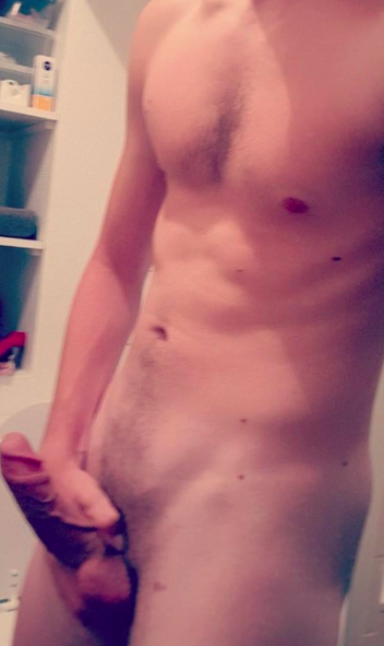 Cam4_GayFR's tweet photo. ▶Ca c'est de la bonne queue de #minet sur #cam4 avec @JeuneeMinet !
--> https://t.co/XkR544uwpu https://t.co/yk9Bf8KiVb