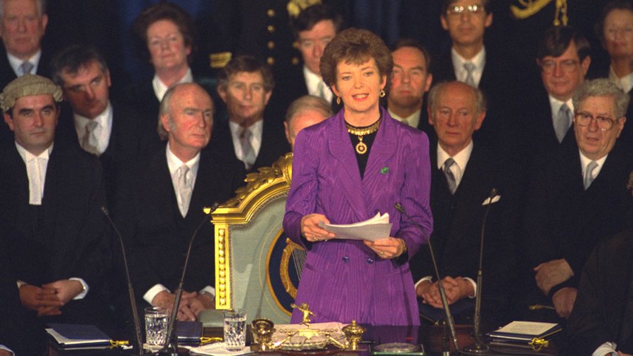 PresidentIRL's tweet image. President Mary Robinson was elected President of Ireland #OnThisDay in 1990.

You can read the text of her inaugural address here: 
president.ie/en/media-libra…