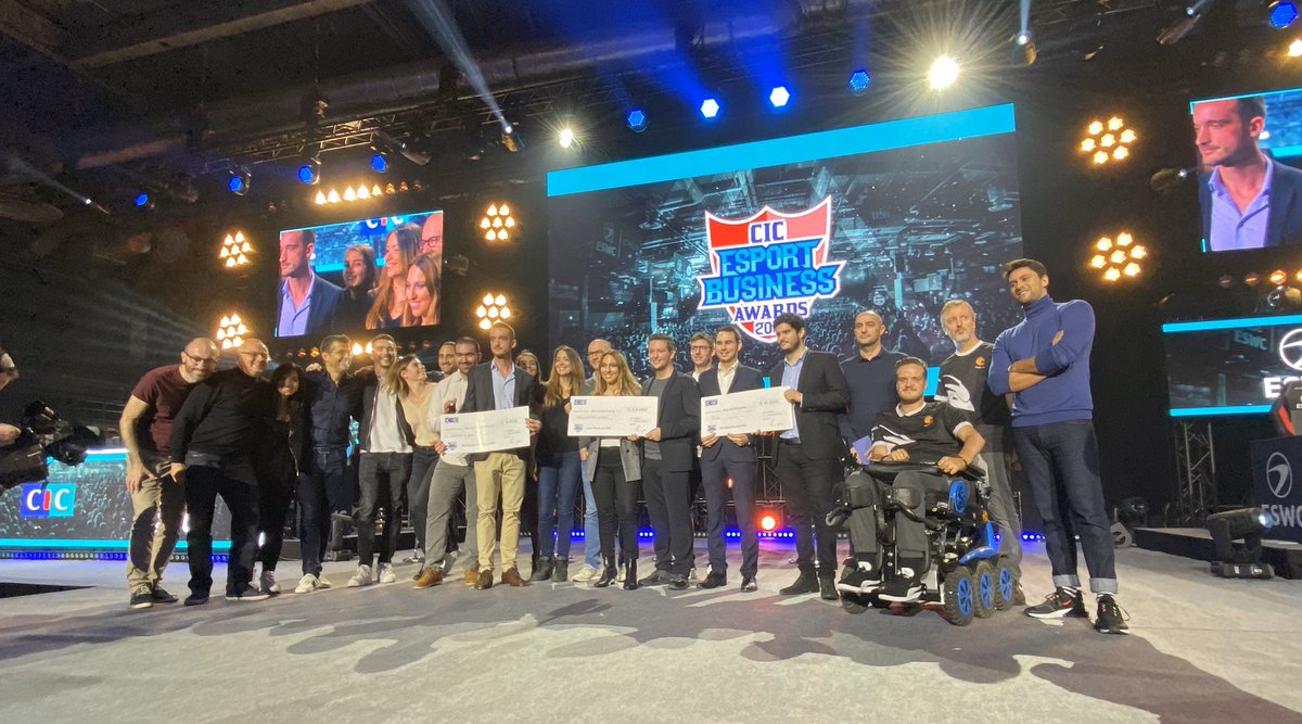 cic's tweet photo. Jurés, nouveaux lauréats, anciens lauréats et ambassadeurs : félicitations à tous pour cette magnifique 2e édition des #CIC_Esport Business Awards ! La communauté CIC Esport Business s'agrandit grâce à vous. #PGW https://t.co/VC7W9g9N8G