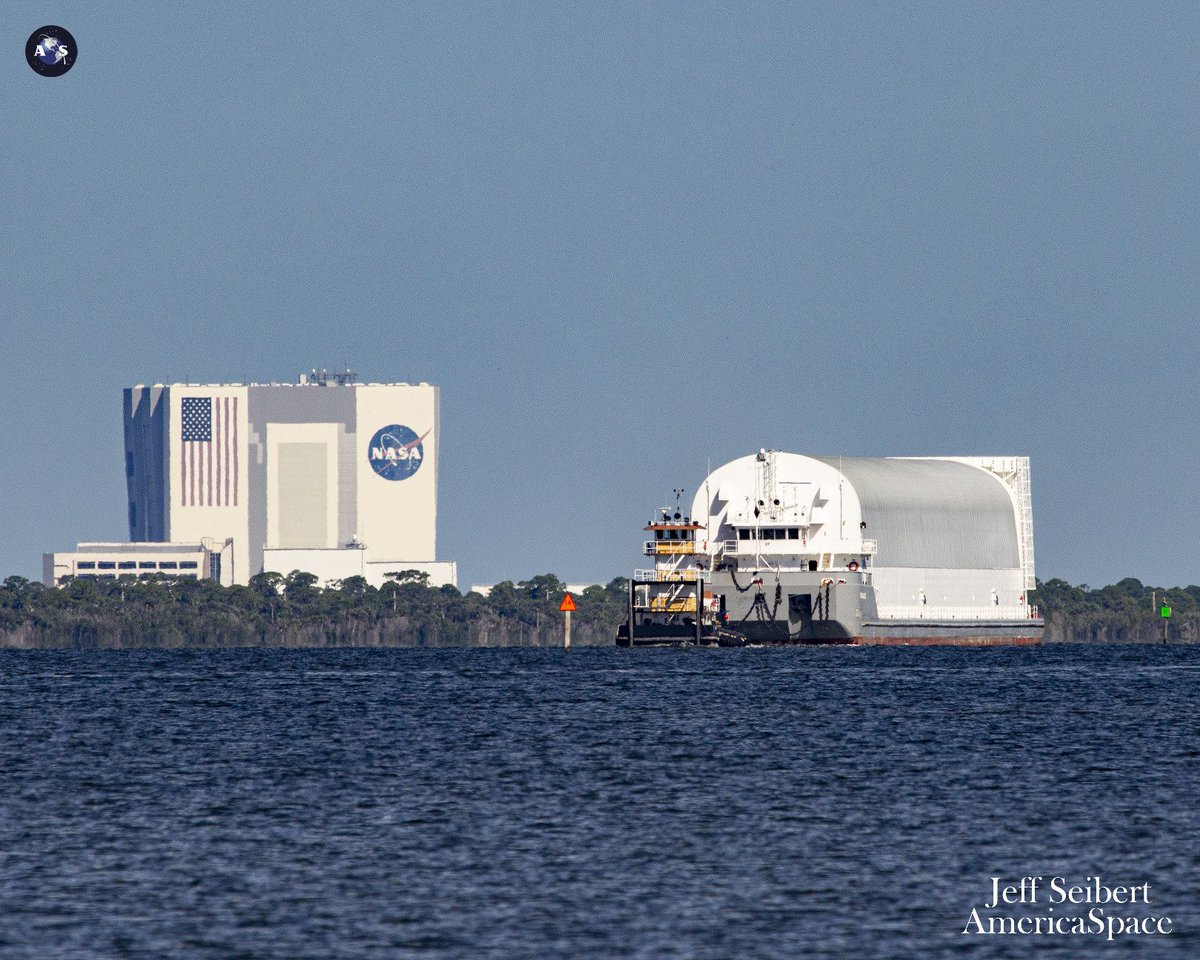 jcybert's tweet photo. The Pegasus barge carrying SLS Pathfinder leaves KSC after a month long session doing fit checks and testing crane procedures in the Vehicle Assembly Building. https://t.co/rn62mqm6RU