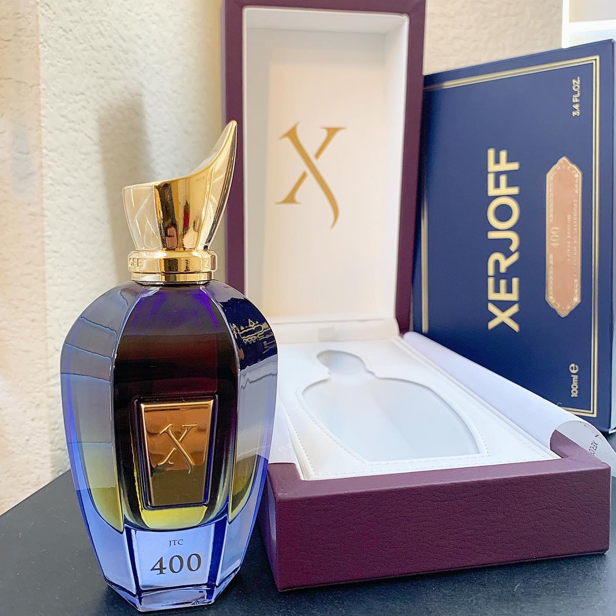 بحكم اقتراب فصل الشتاء ❄

بسوي ثريد عن أجمل #عطور_الشتاء  التي جربتها بقتناء او عينات ?

راح اخلي كل...