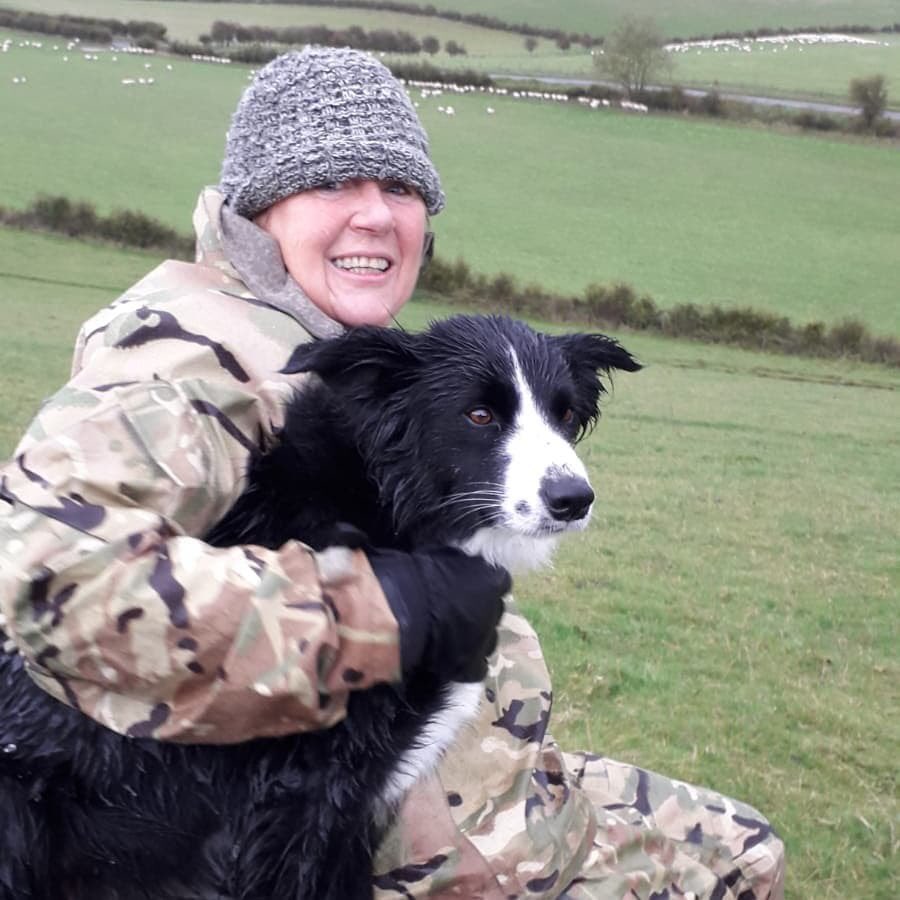 walmsley_liz's tweet photo. Happy despite the wind and hail in our faces. Looking out for each other in the face of adversity. #farmsitting #sheepdog #dogsofinstagram #notcoachingwhilewalkingtoday https://t.co/zDDuHFPT0B