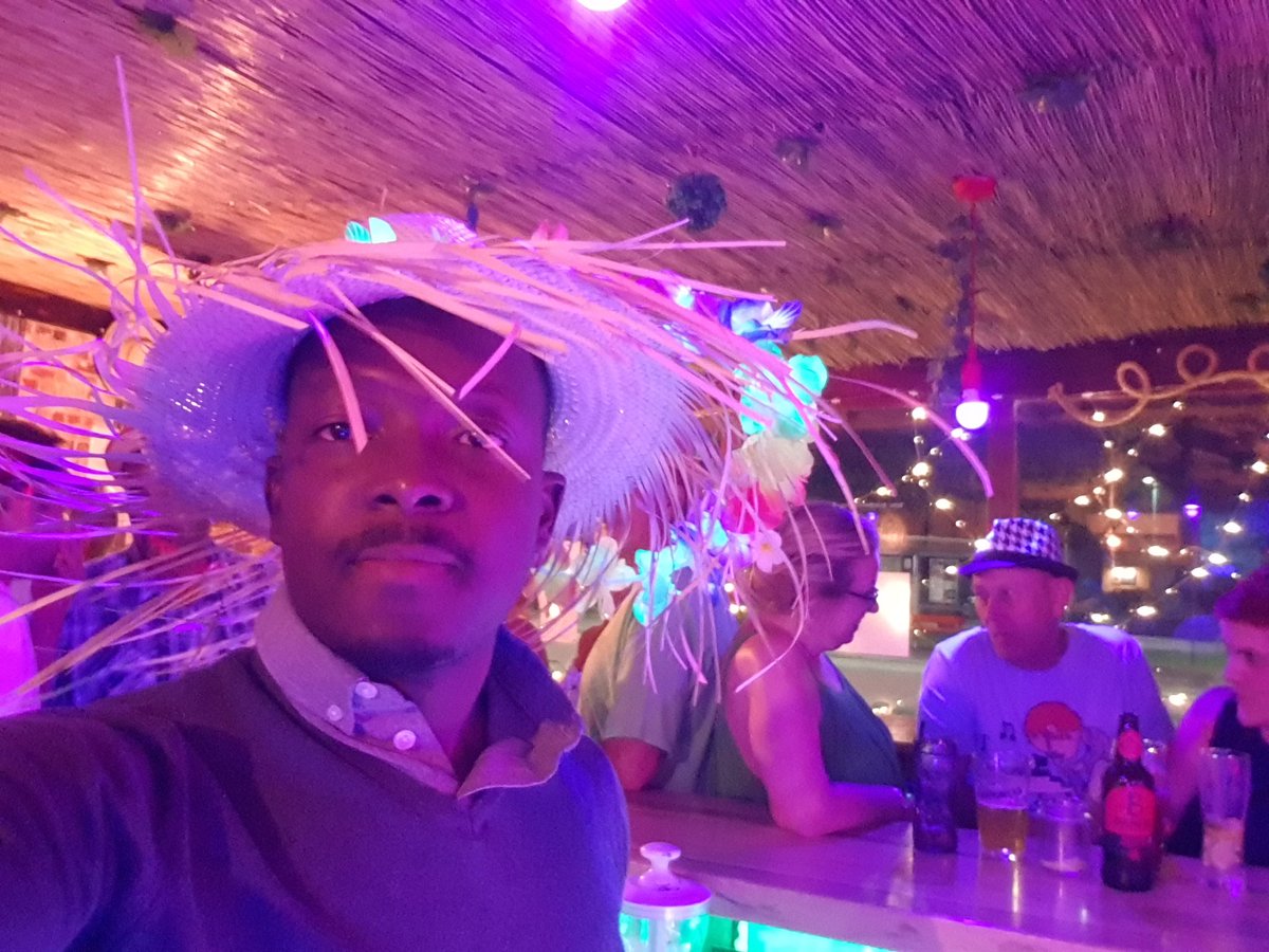 Magicmagic2018's tweet photo. Tiki bar time#caribbeanmagic #sauces #caribbeansauces #tikibar #tikibar #grillshack #london  #bournemouth #entrepreneurship #business #inspiration #food #magics #haitian #jamaican #Trinidadian #cuban #portorican #dominican.
#haiti #jerksauce #jerkchicken #caribbeanlifestyle https://t.co/seoC6OJGeh