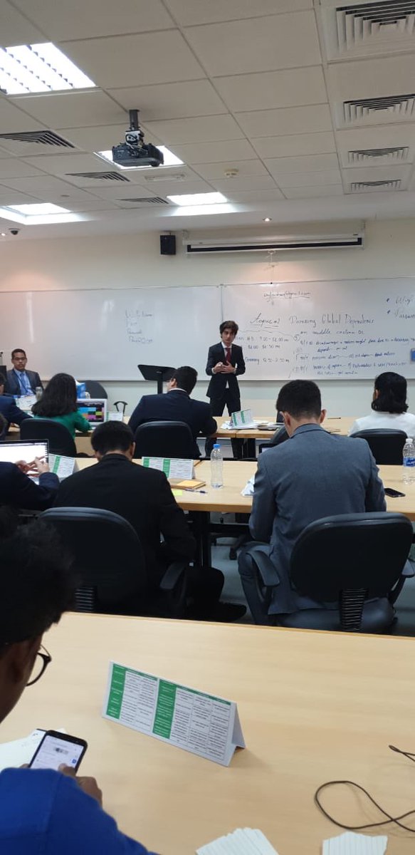 Mawakeb_Barsha's tweet photo. Congratulations to our sts for receiving 14 #DelegateAwards from various committees in this year's #AUDMUN conference & the Best Medium Delegation award. Hisham Fazail topped it all off with the Best Chair award as well. You make us proud every day.
#MUNers #AMSI_MUN @AUDubai https://t.co/Stxa5NGWCA