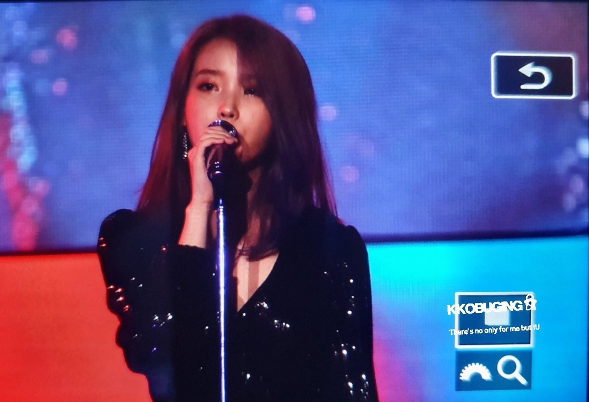 iusunbaenim's tweet photo. I JUST DIED!!! 😭😭 https://t.co/DqCKR2L8hF
