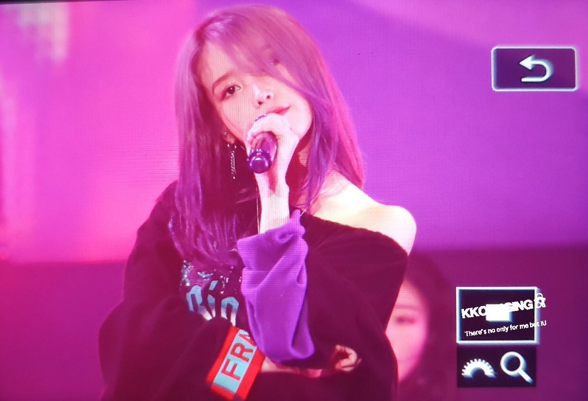 iusunbaenim's tweet photo. I JUST DIED!!! 😭😭 https://t.co/DqCKR2L8hF