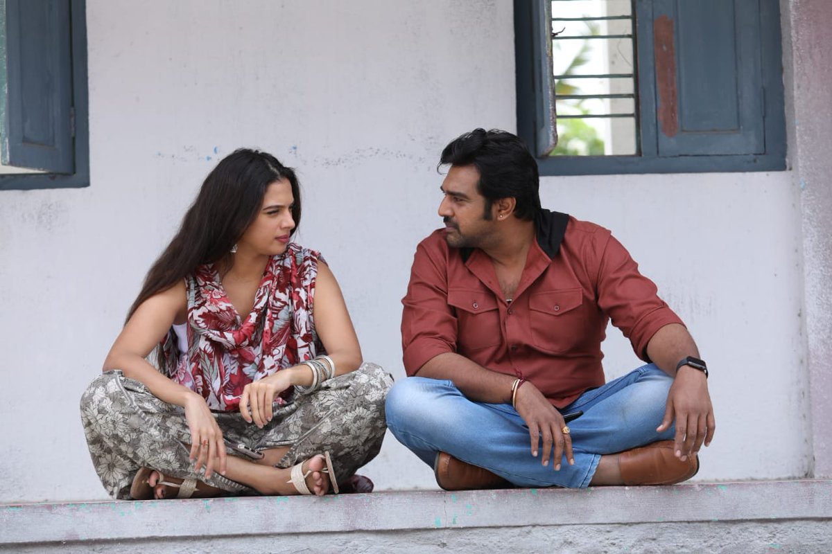 Kannada Box-Office tweet media