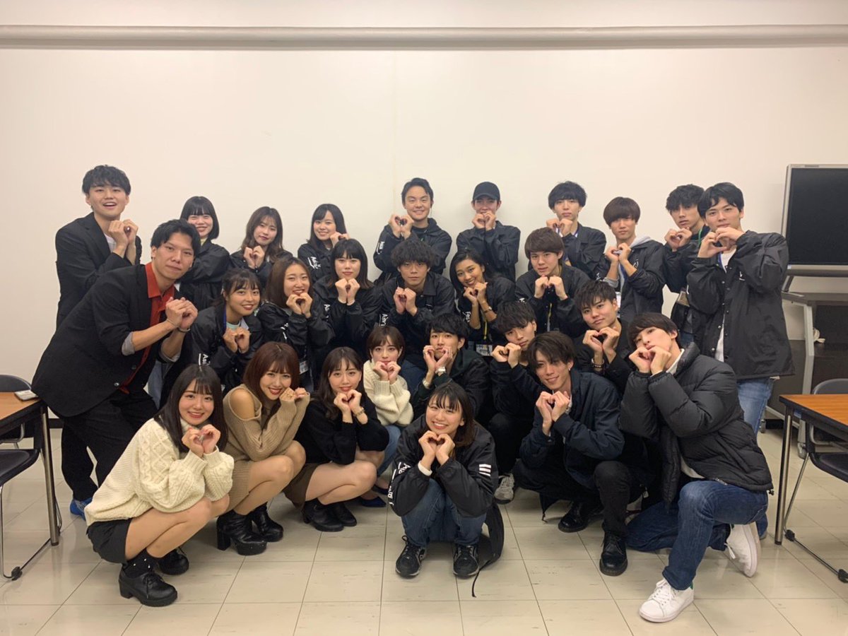 本企画終わってもーたー😭
あっという間すぎた、、

本番前は緊張とかよりも楽しみって気持ちが勝ってたし、楽しめたので満足です❤︎
見に来てくれた人たち、
ありがとうございました！😆💗

web投票できるのも、
もうあと1時間57分間！！
まだの方はよろしくです🙏🏽💕
misscolle.com/asia2019/profi…