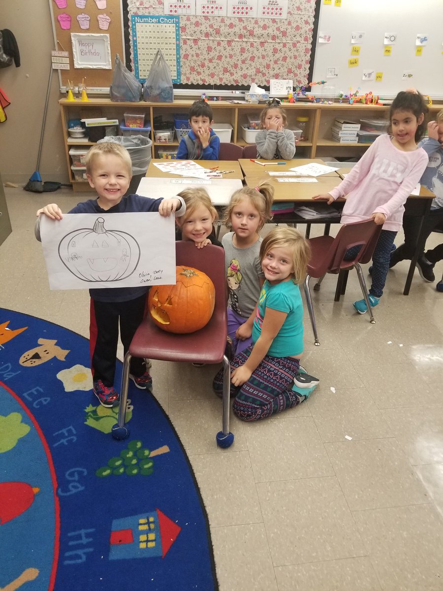 EiMbain's tweet photo. More pumpkins!
#EIMjaguars
#Gradeone https://t.co/zggPwAlWm2