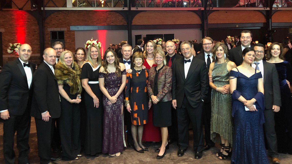AtriCure's tweet photo. We stand alongside @American_Heart and their efforts toward fighting heart disease and stroke. Last night #AtriCure leaders were honored to attend the @HeartAssocMN Heart Ball. #MHHearts https://t.co/g4dhcmMtHT