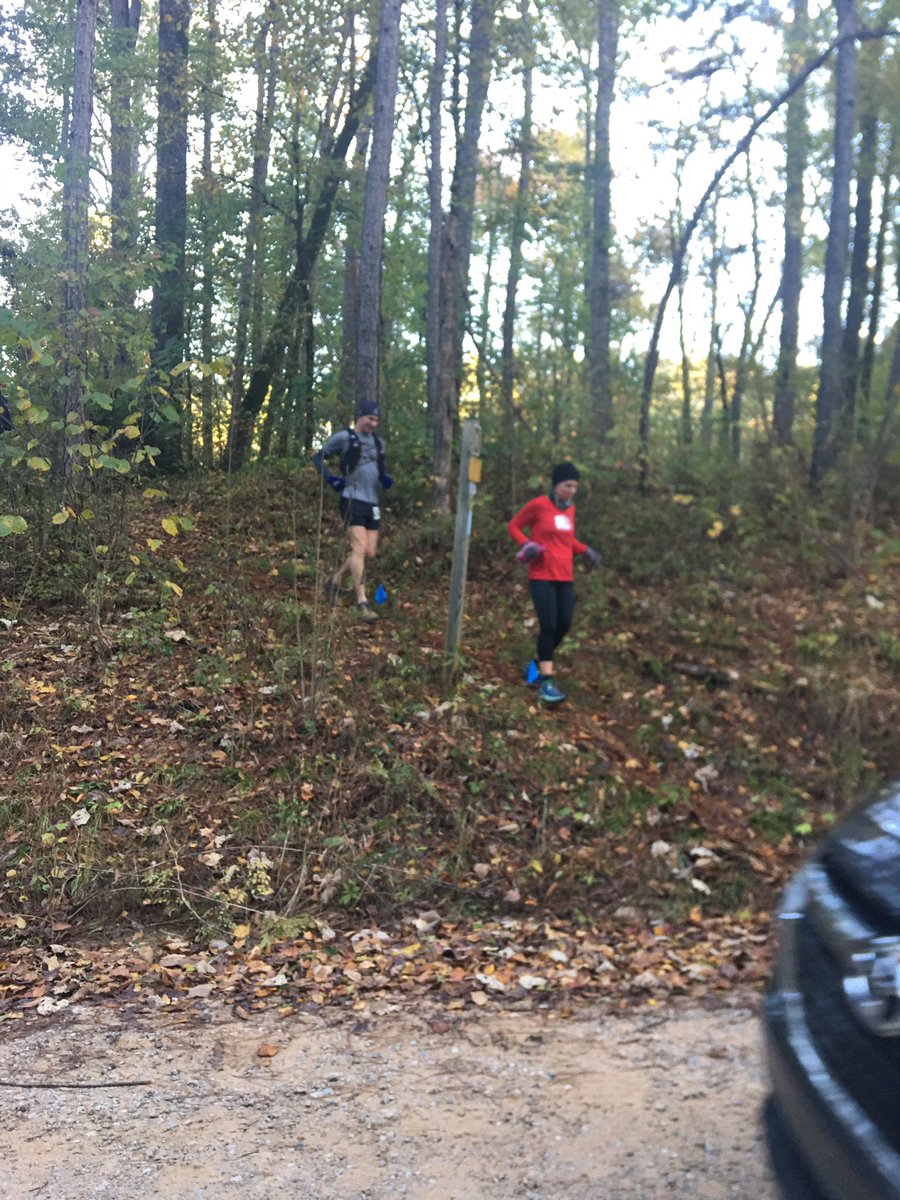 DirtVert's tweet photo. @jenkirk72 and @runlikekel have started their #Pinhoti100 adventure. https://t.co/elxSTXUxAD