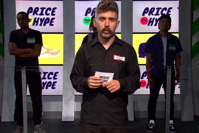 Complex's tweet image. Price the Hype and @KIWIShoeCareUS are coming to #ComplexCon 🔥

Watch live shows, test your sneaker knowledge, and don’t miss the KIWI x @SoleCollector merch dropping at the booth: cmplx.co/3gDrnn0. #WalkWithPride #Ad