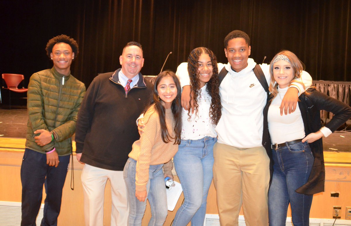 GFRPartners's tweet photo. Our @FRYouthViolPrev hosted the 2019 Youth &amp; Candidates Forum on Oct. 28 @frps_Kuss. Community youth courageously and eloquently shared their stories and challenged our political candidates to make the right choices when instituting decisions that impact them. An amazing night! https://t.co/1Y8qLGM2g4