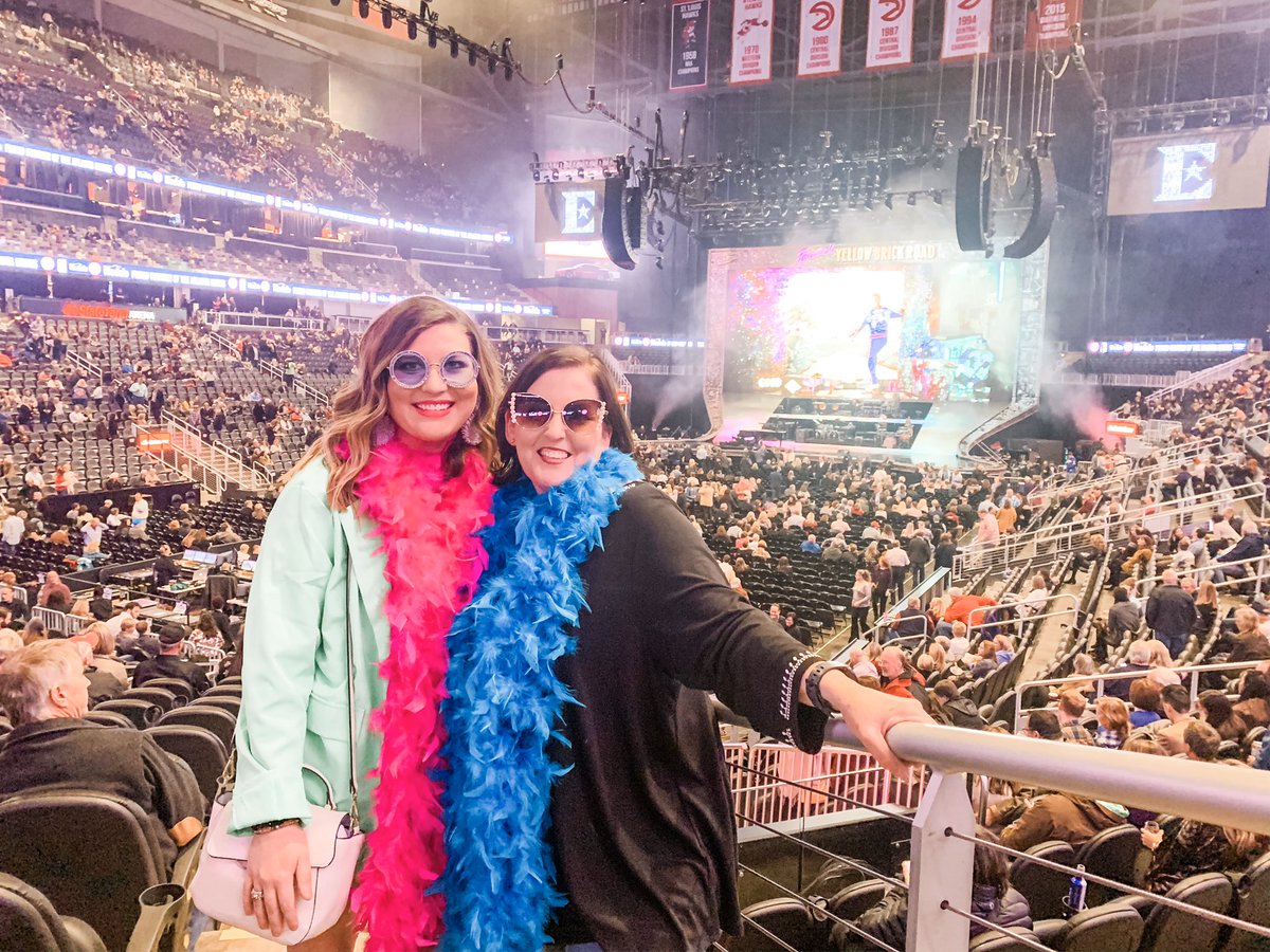 AnnaEPope's tweet photo. “Ladies and gentleman. Sir Elton John.” Last night was a long time dream come true! Thank you Mama for making my dream of seeing @eltonofficial come true!🤩 #farewellyellowbrickroad https://t.co/vypppedlQe