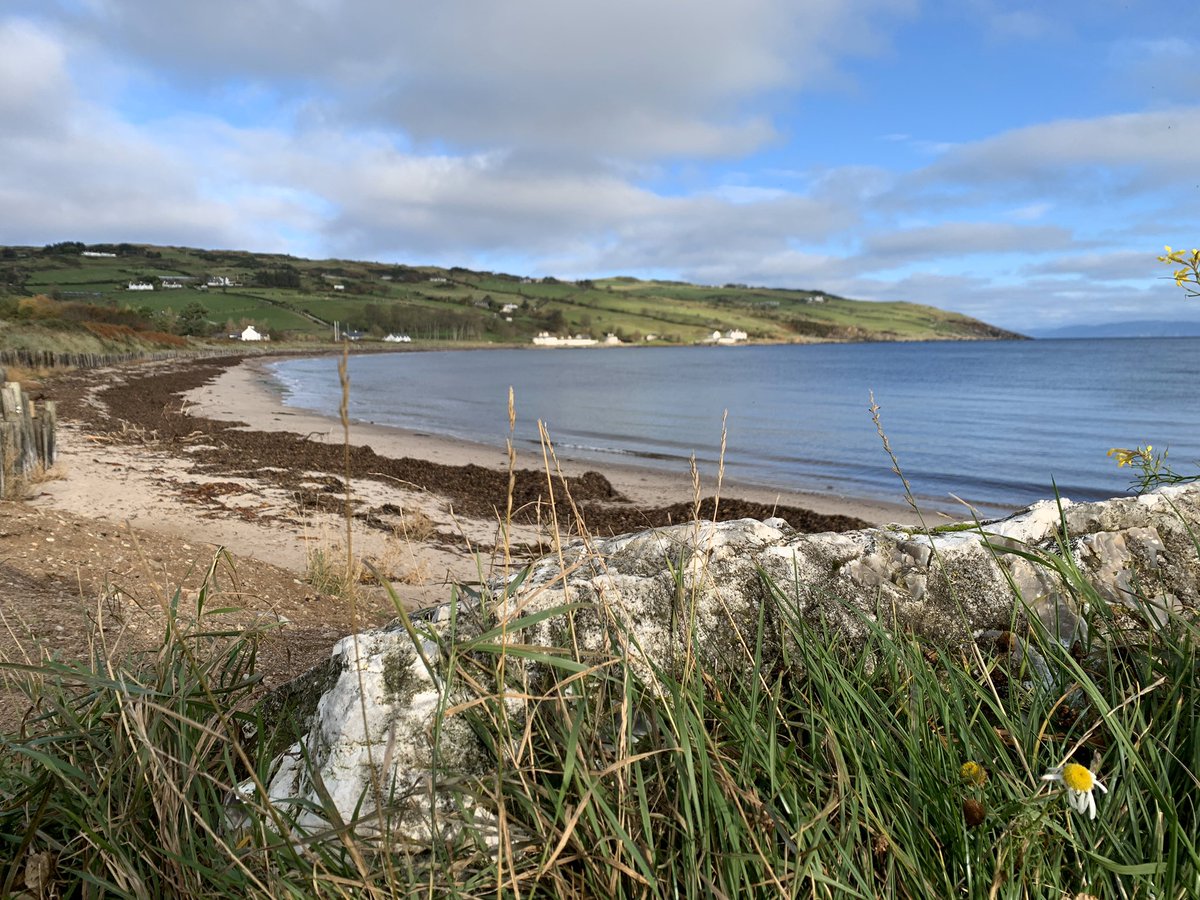 patwalls1's tweet photo. Cushendun in November sunshine  @barrabest @katewalls63 https://t.co/83zLxBBj5S