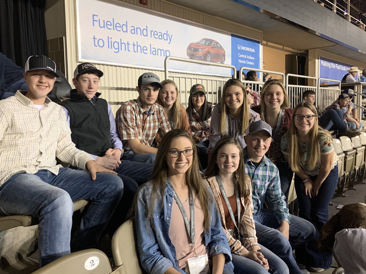 BHSAgDept's tweet photo. The National FFA convention is wrapping up and we have had such a good time! Sessions, concerts, rodeo, hypnotist, college &amp; career expo, and tours.  Heading north shortly! #ByronFFA https://t.co/byV4zXNOBQ