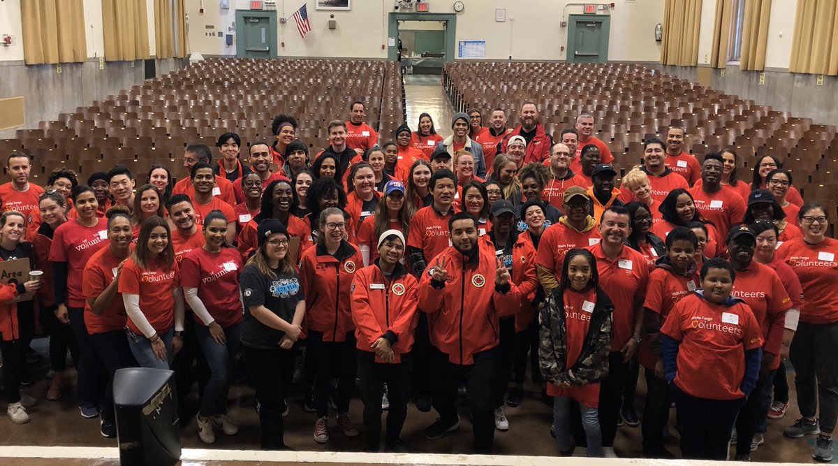 Good morning #Queens! ☀️ Getting ready to kick off @WellsFargo #NYC Signature Day of Caring to support @Is126Q in partnership with @CityYearNewYork  #WFVolunteers