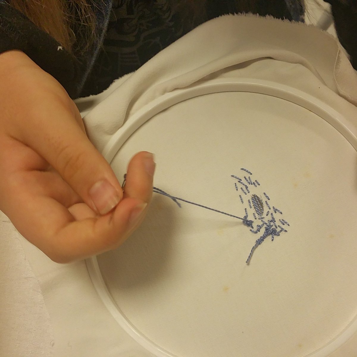 estelleref's tweet photo. Atelier laine et broderie avec @nicewool @WDAJuan
Apportez vos nappes et serviettes pour leur redonner vie. Aujourd'hui et demain de 14h à 19h https://t.co/B9UV9aM6Da