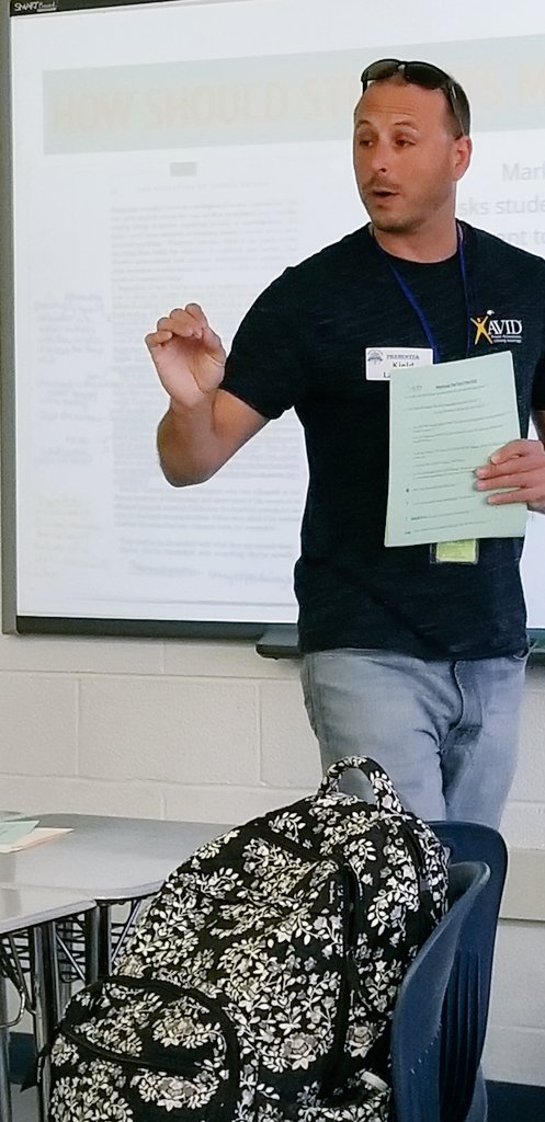 SharonS02756907's tweet photo. AVID READING STRATEGIES!#aacpstlc19 https://t.co/yRQLzFjcoq