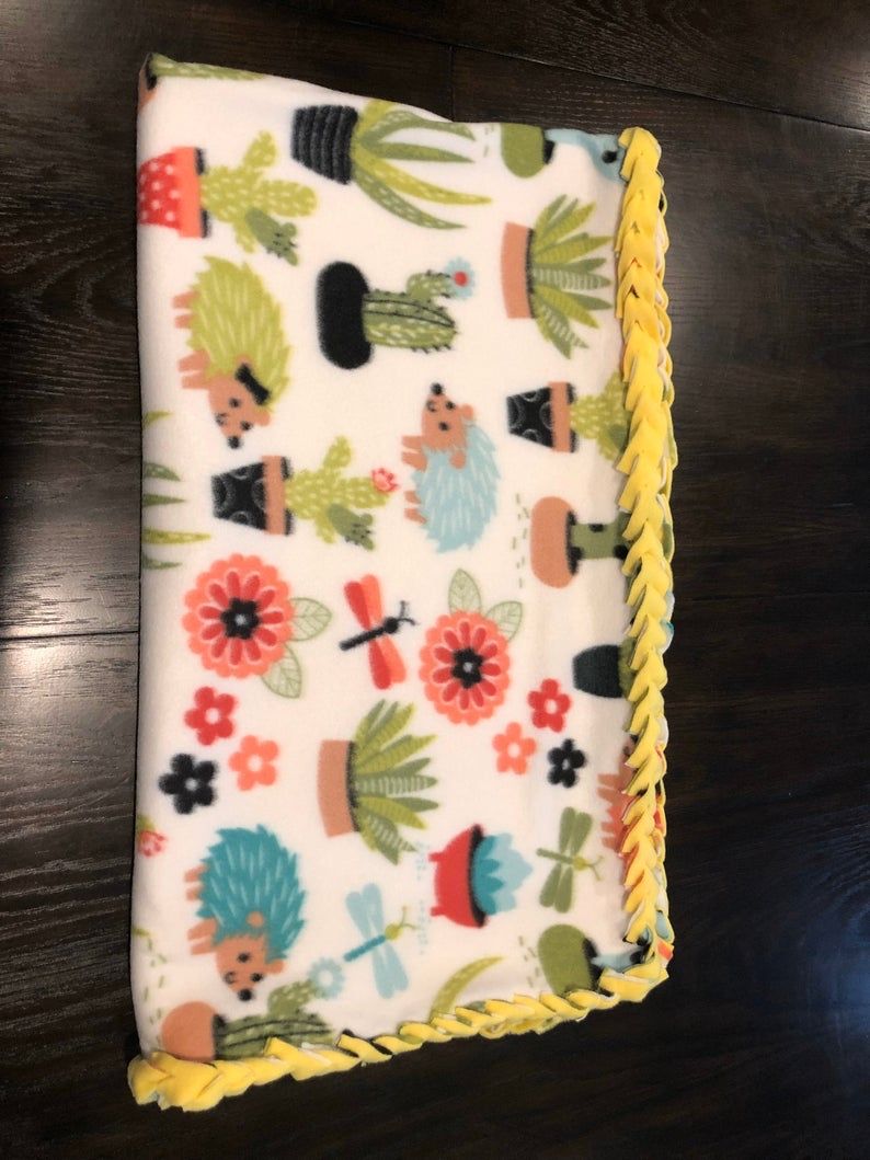 HodsonsD's tweet photo. Excited to share this item from my #etsy shop: Hedge Hogs in the Desert - Hand Braided Edge - Two-Sided Fleece Blanket - Throw #housewares #bedroom #bedding #hedgehogdesert #childteen #holidaypresent #warmsnuggle https://t.co/tYGI116Hcs https://t.co/c17xPyTyqE