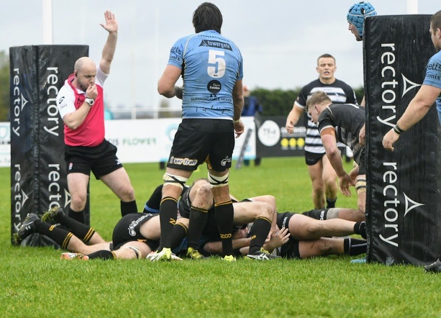 📸 Some great shots by <a href="/SnapzmanUK/">Simon Cooper</a> from today's victory over <a href="/cantrugby/">Canterbury RFC</a>. We will have a full gallery up on our website tomorrow, including these try pictures of <a href="/elder_chris/">Chris Elder</a>, <a href="/danosouthworth/">Danny</a>  and <a href="/nick_selway/">Nick Selway</a>