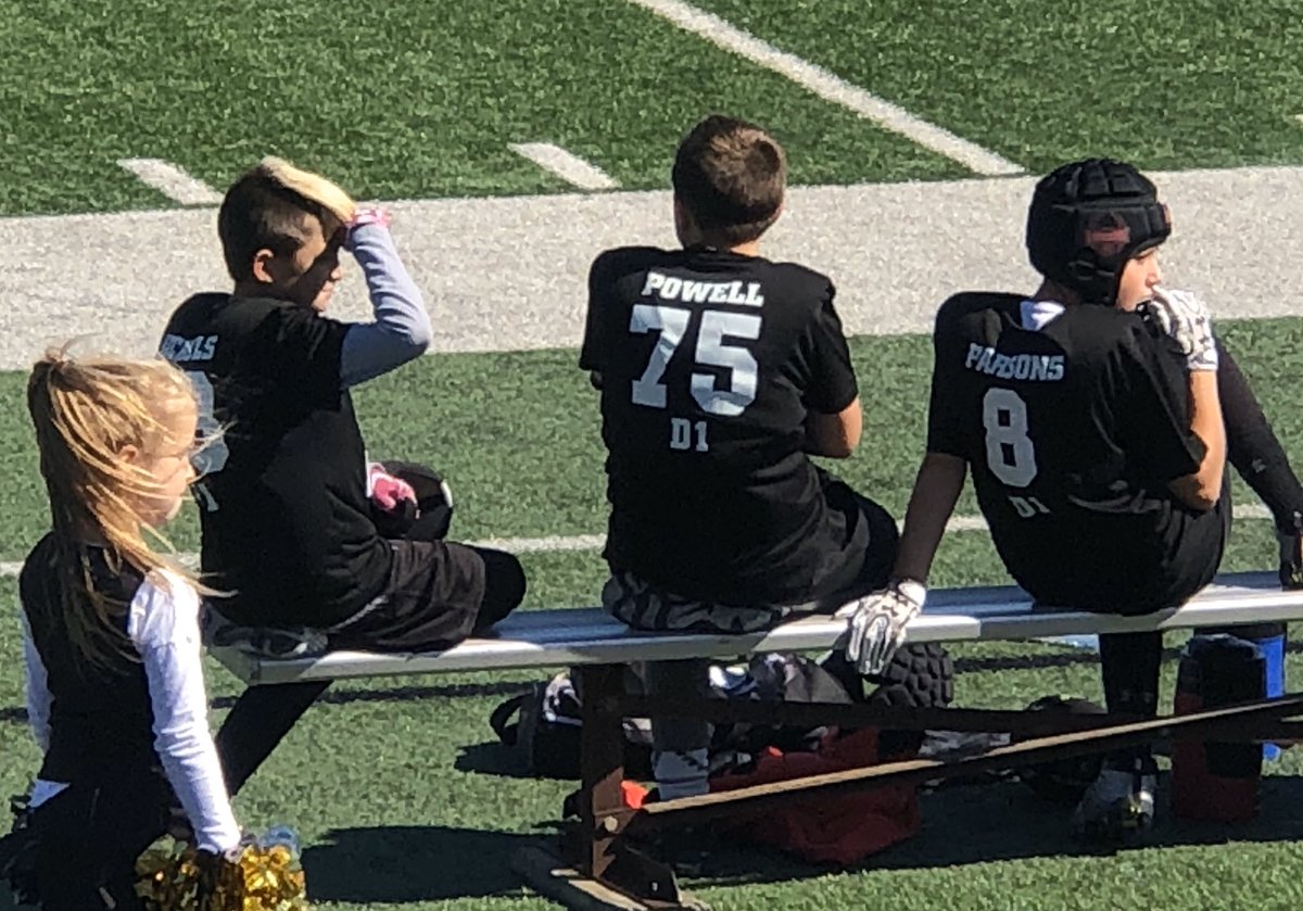 MissSRPowell's tweet image. It’s time for some 10U football on a Saturday afternoon. I’ll be cheering for #75 once his team takes the field. #proudaunt #offensivetackle #noseguard